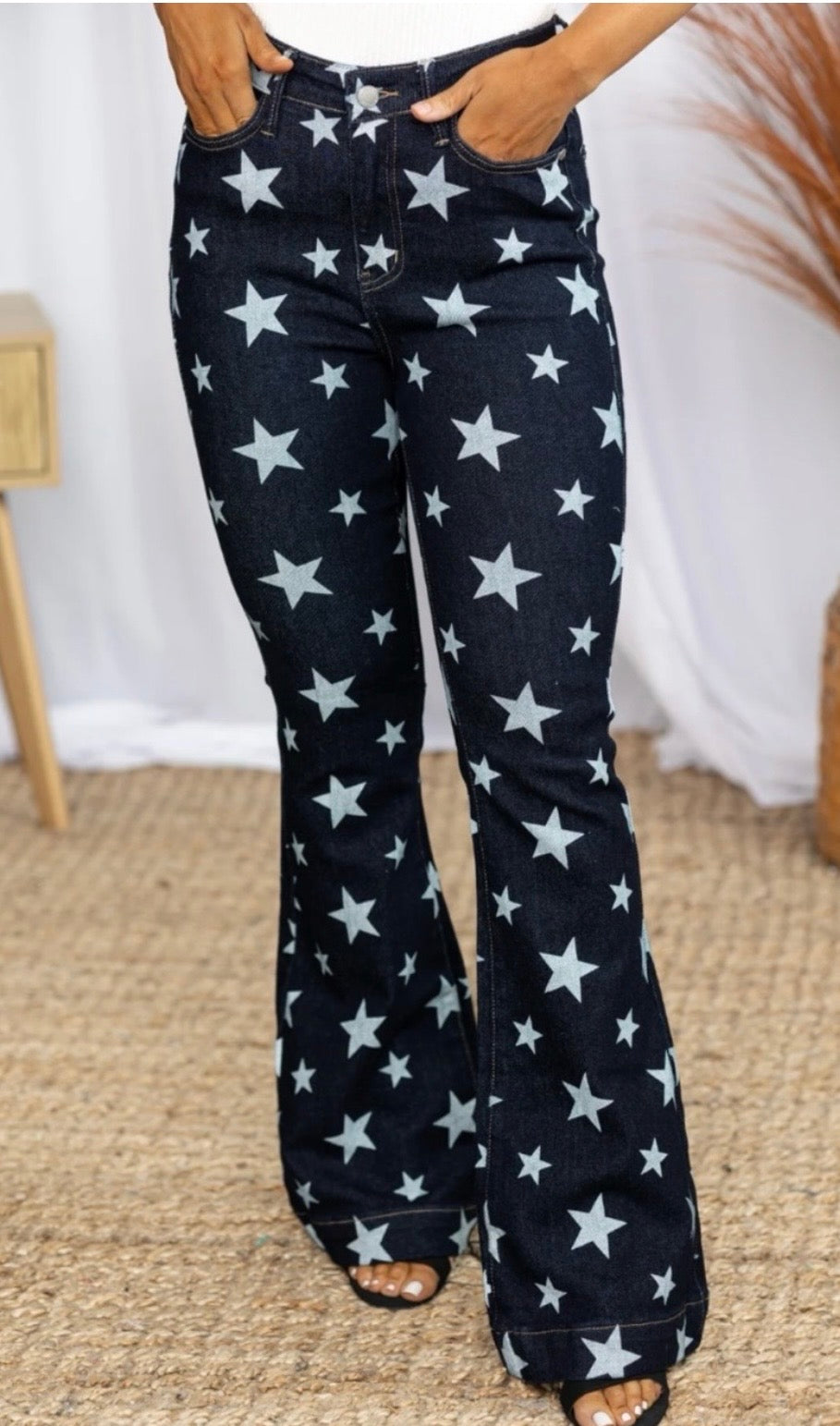 Judy Blue dark denim star flares
